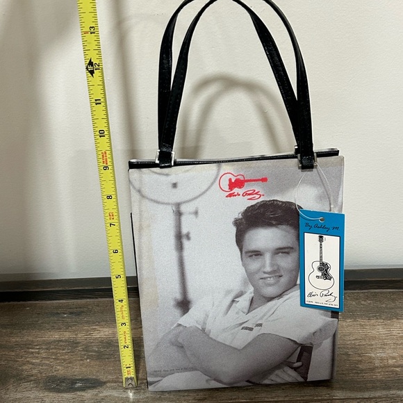 NWT Elvis Presley Crossbody /Hand /Tote Bag by Ashley M Magnetic Snap Closure - Picture 4 of 11